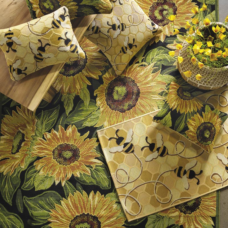 Indoor/Outdoor Honeycomb Rug