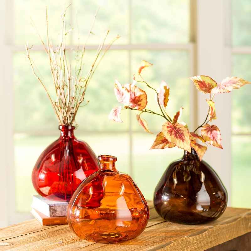 Handcrafted Spanish Eco-Friendly Recycled Glass Vase (brown)