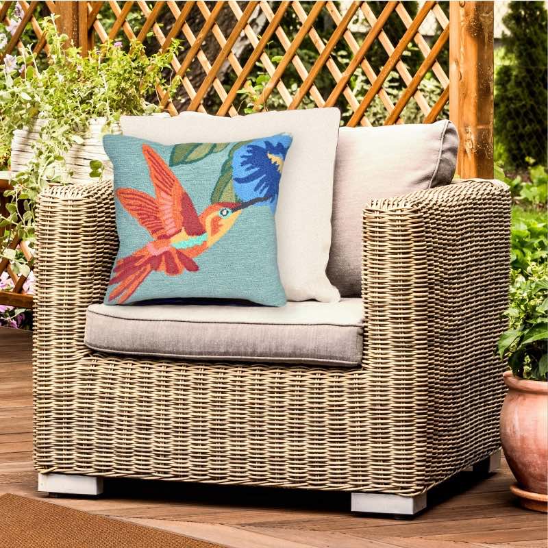 Hummingbird Indoor/Outdoor Pillow, 18