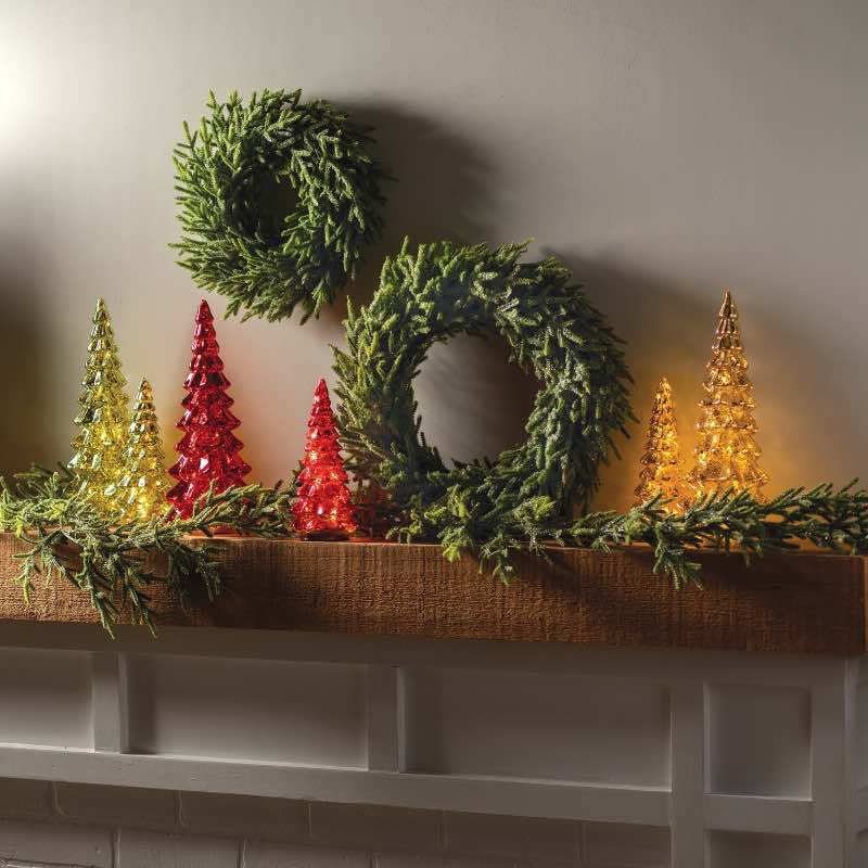 Shimmer Wreath