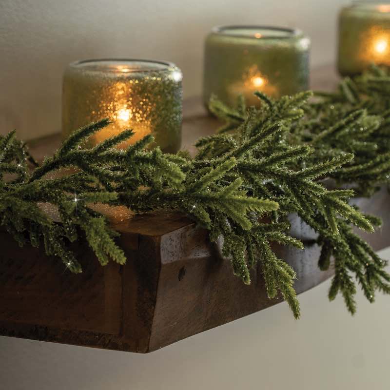 Shimmer Garland, 70