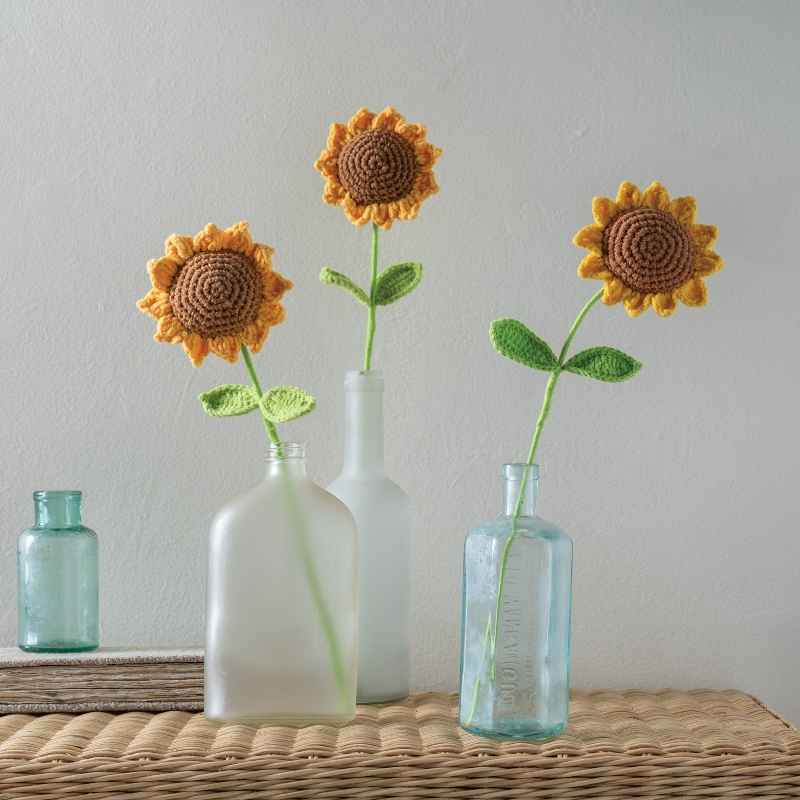 Knitted Sunflower